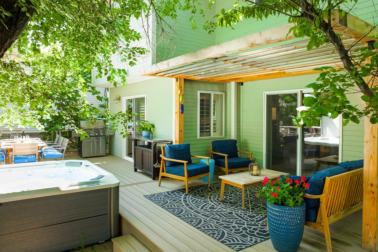 Primary Photo - 1411 Quince Ave