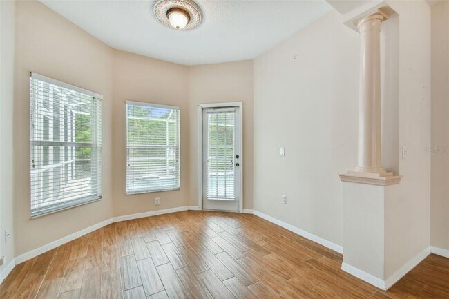 Foto del edificio - 10348 Abbotsford Dr