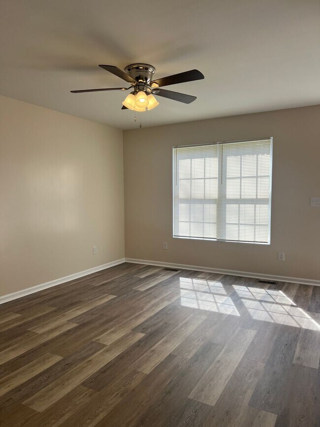 Foto del edificio - 408 Snow St