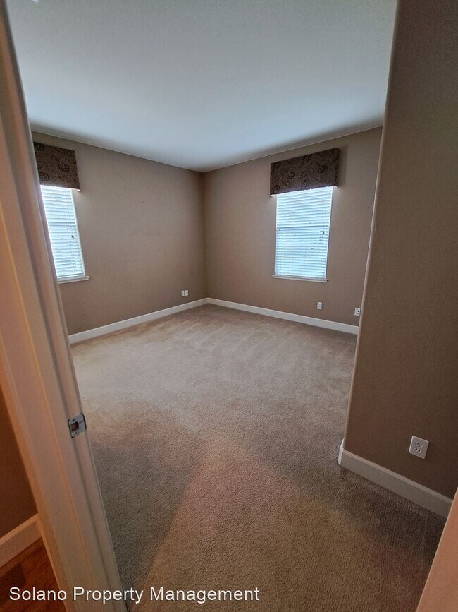 Building Photo - 3 br, 3 bath House - 4503 Avondale Circle