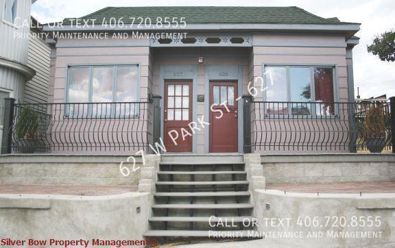 Primary Photo - Extra Large One Bedroom Apartment in Uptow...