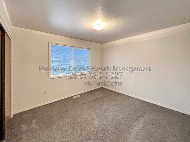 Foto del edificio - 252 Elbridge St E