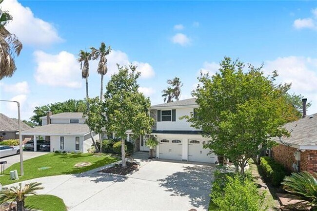 Foto del edificio - Beautiful Water Front Home