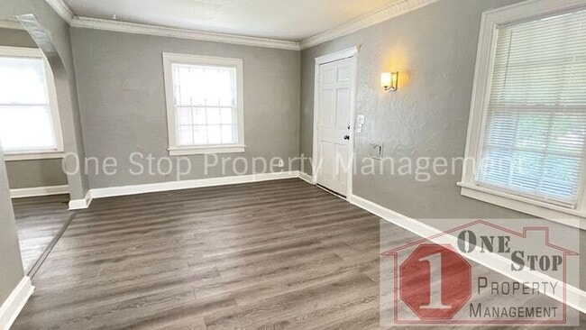 Building Photo - Beautiful 3 Bedroom 1.5 Bathroom in Kansas...