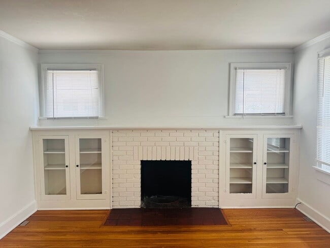 Building Photo - Near MSU House For Rent!