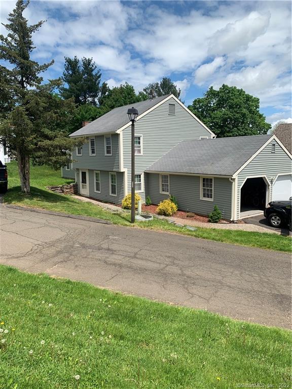 2 Yellow Orange Cir, Middletown, CT 06457 House for Rent in