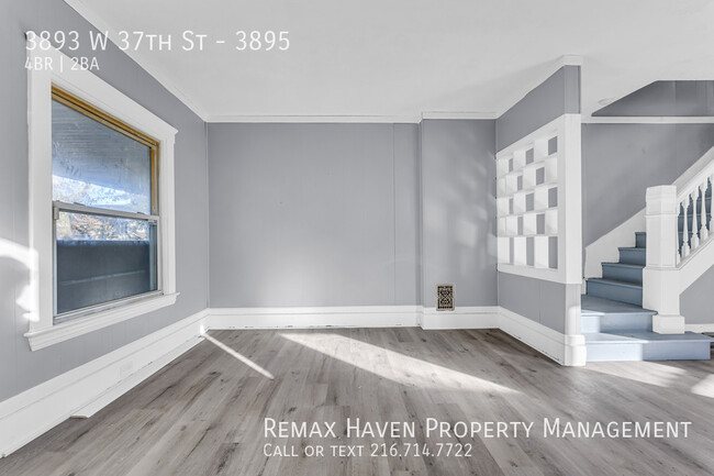 Foto del edificio - 3895 W 37th St | Right Side Unit,  Clevela...