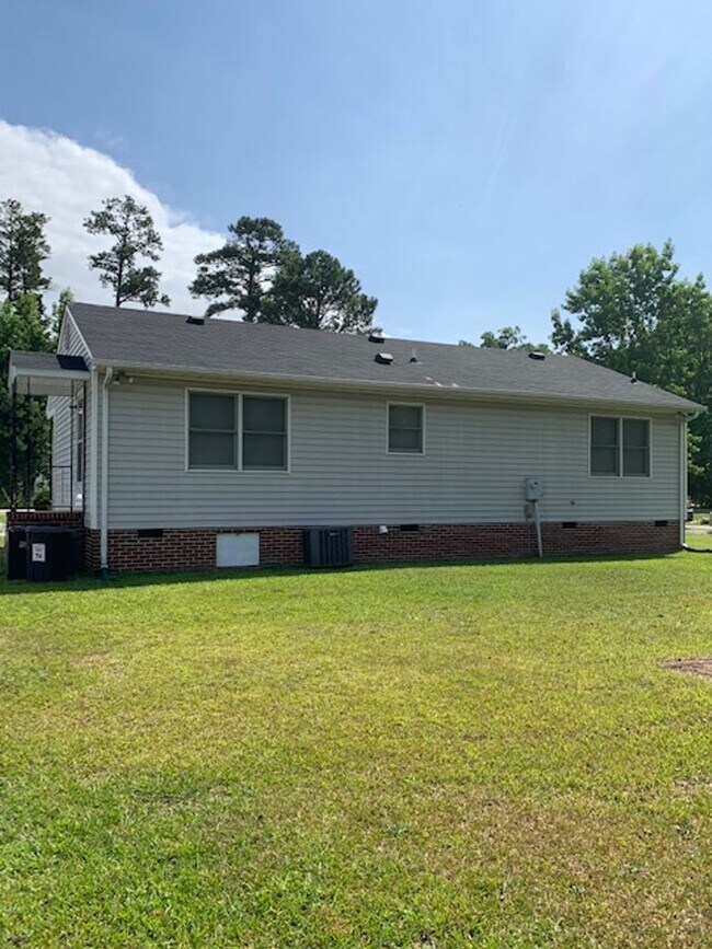 Foto del edificio - 408 Holly Ave