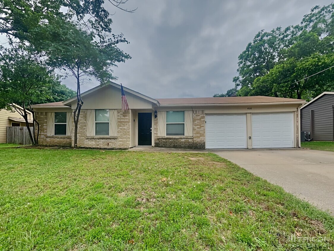 Foto principal - 4108 Coronet Ln