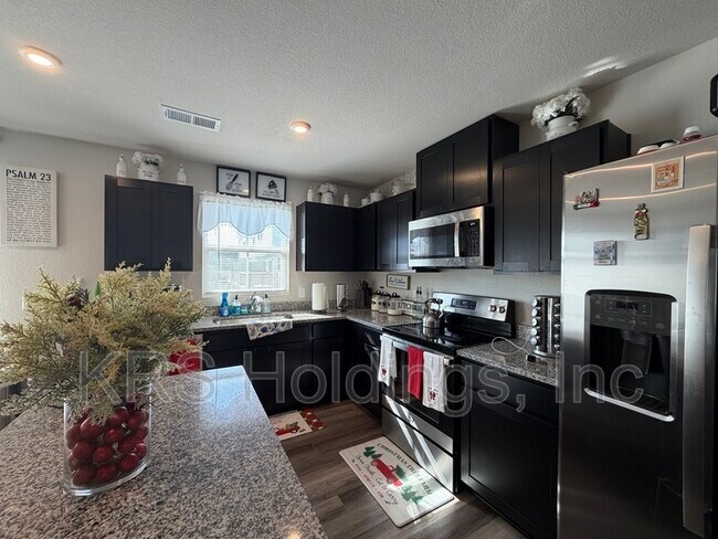 Building Photo - 35 Cecelia Way