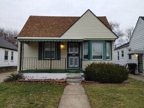 Building Photo - 2962 S Ethel St
