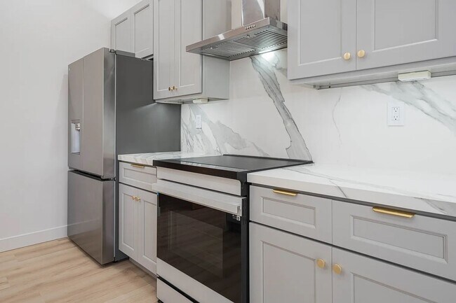 Foto del edificio - 987 Harcourt Ave