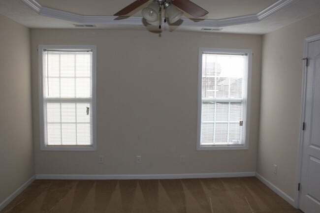Building Photo - 3022 Tettenbury Dr