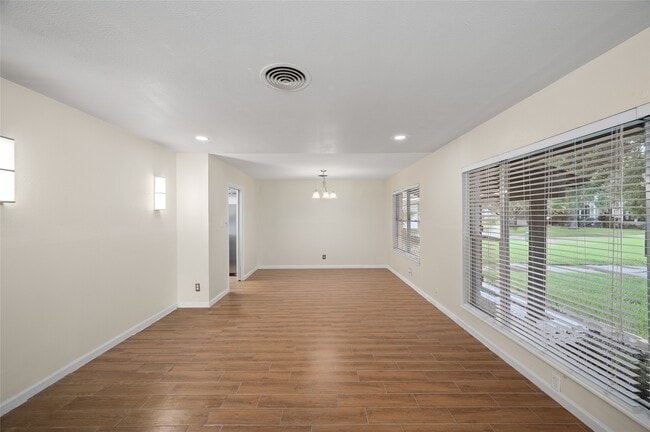 Foto del edificio - 3835 Tartan Ln