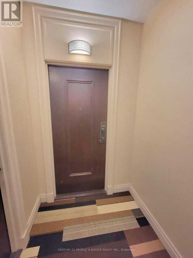 Photo du bâtiment - 385 Prince of Wales Dr