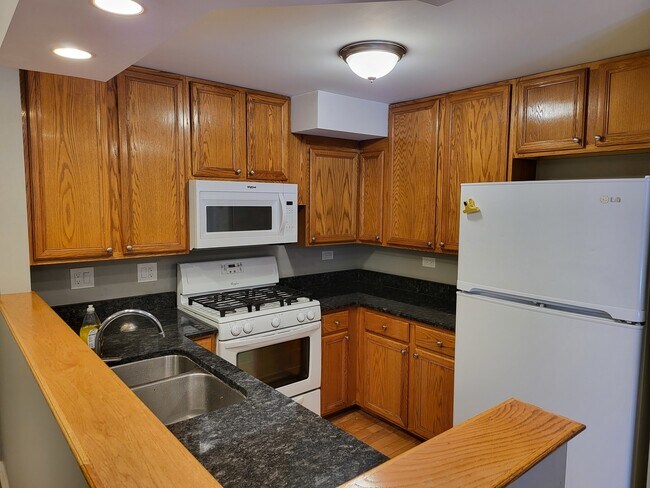 Foto del edificio - 2403 W Flournoy St