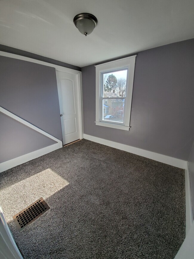 Foto del edificio - 112 Keller Street