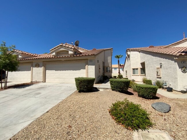 Building Photo - Charming 2 Bed, 2 Bath Property Located in Henderson, NV