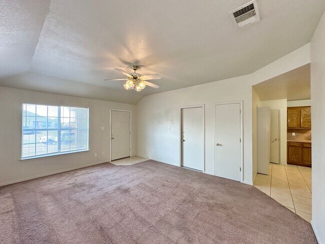 Foto del edificio - 1413 Cinch Dr