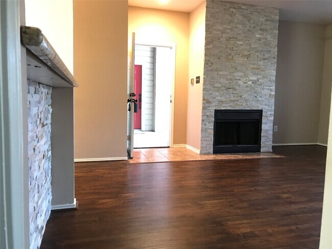 Foto del edificio - 2023 Gentryside Dr