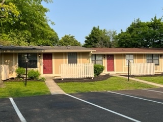 Primary Photo - Maple Ridge Apartments