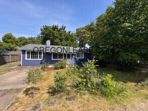 Building Photo - 4641 Scenic Dr
