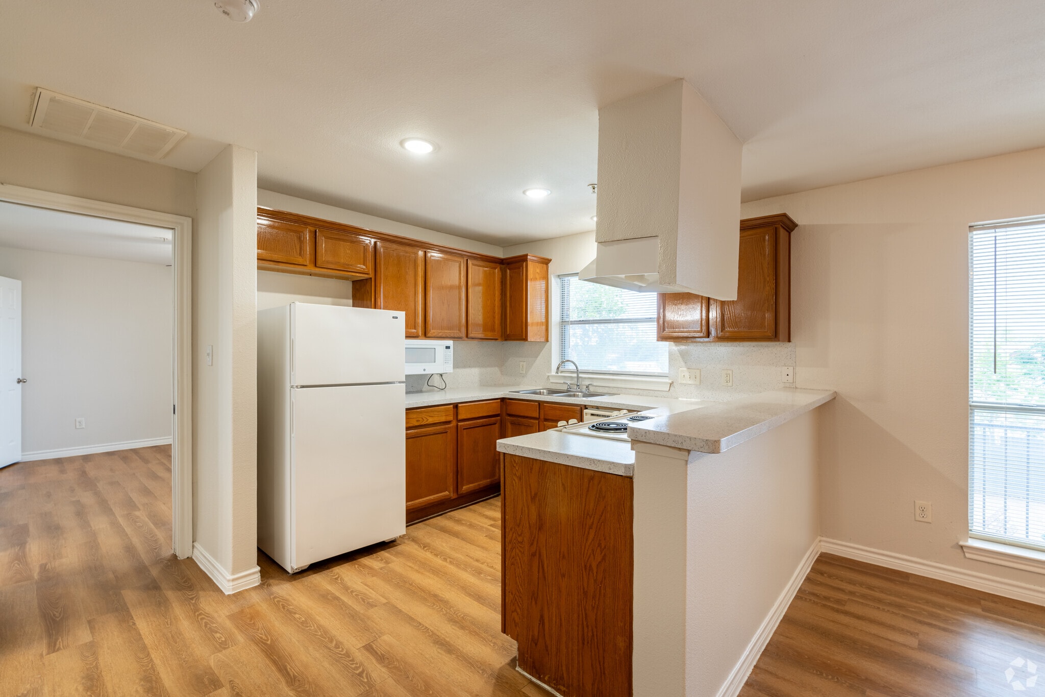Austin Parke Apartments - 400 W Anderson Ln Austin, TX 78752 ...