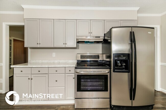 Foto del edificio - 4712 Beechcroft Dr