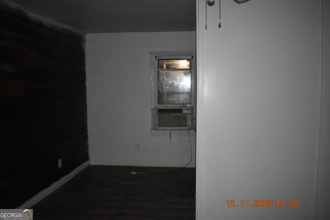 Foto del edificio - 4255 Roy Ave