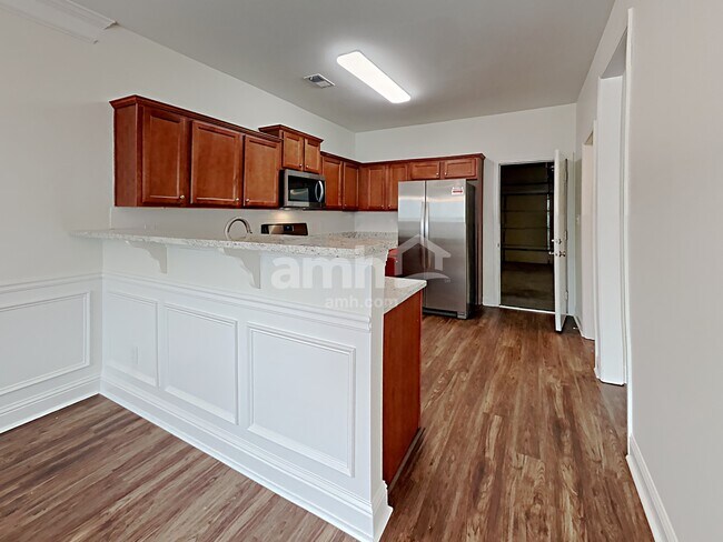 Building Photo - 147 Sweetspring Way