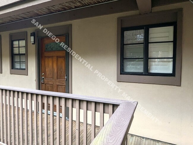 Building Photo - 8850 Villa La Jolla Dr