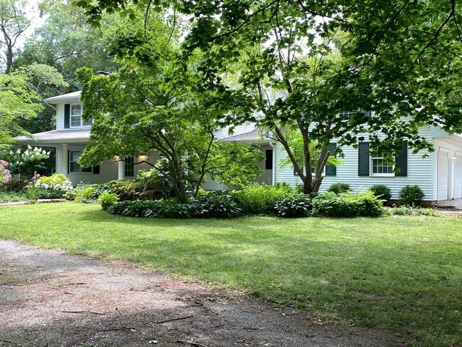 Building Photo - Coming Soon!!! Beautiful, Picture Perfect ...