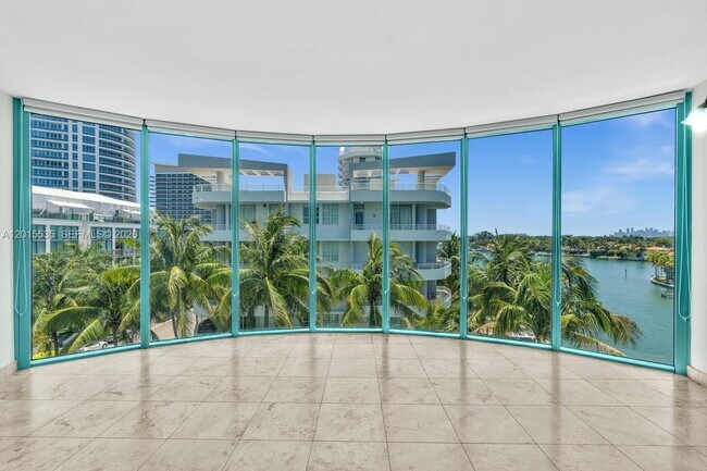 Foto del edificio - 6000 Indian Creek Dr