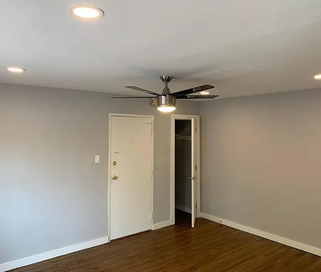 Photo - 913 E Cliveden St Apartment