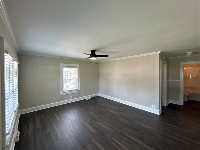 Building Photo - COMING SOON: T.R. Lawing Realty Property