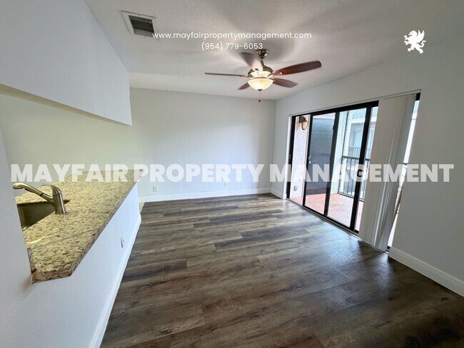 Building Photo - 4425 Treehouse Ln