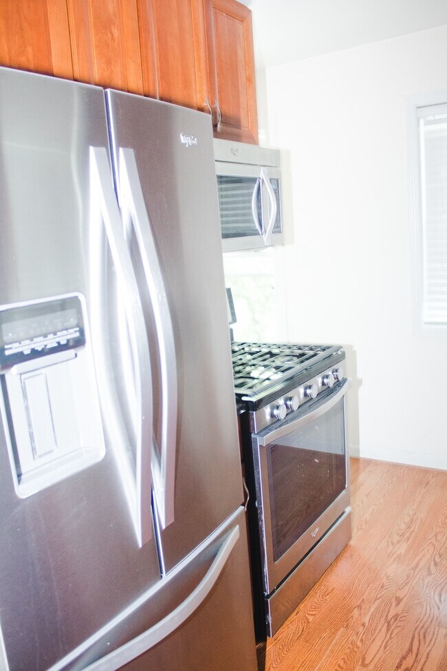 Foto del edificio - Remodeled 3 Bedroom