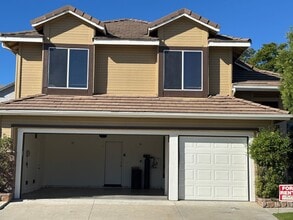 Building Photo - 10463 Graham Ct