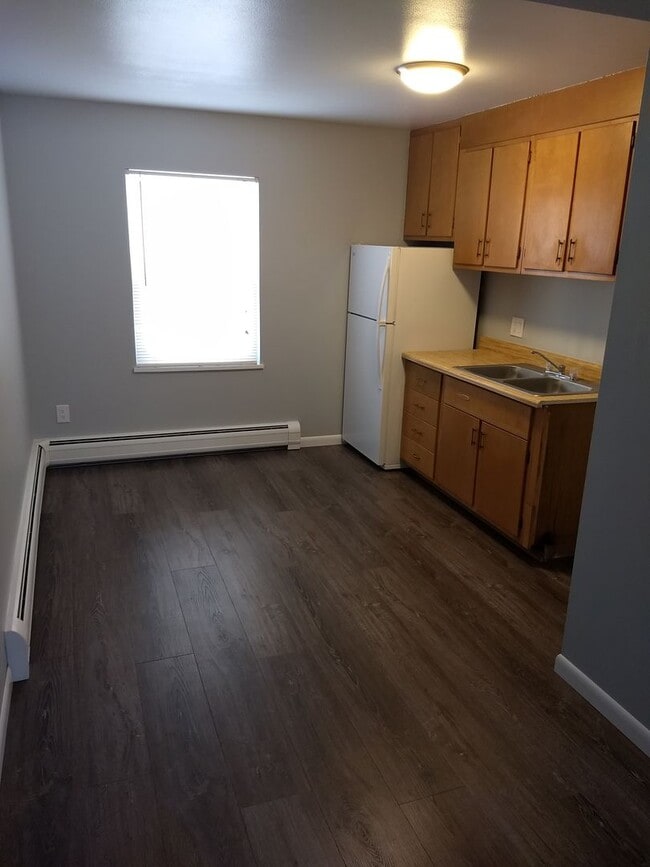 Building Photo - Cozy 2-Bedroom in Historic Georgetown – Mo...