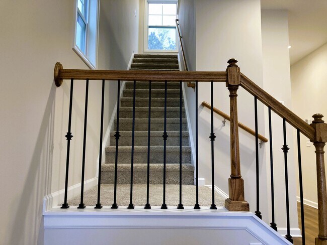 Building Photo - Wonderful Two Story Four Bedroom Home in B...