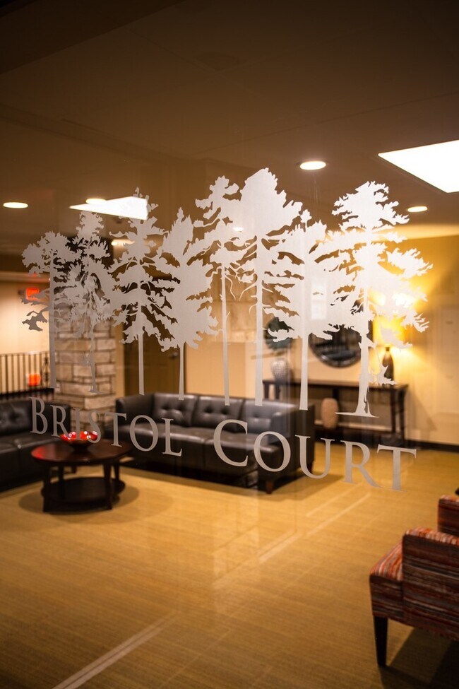 Foto del edificio - 2400 Archbury Ln