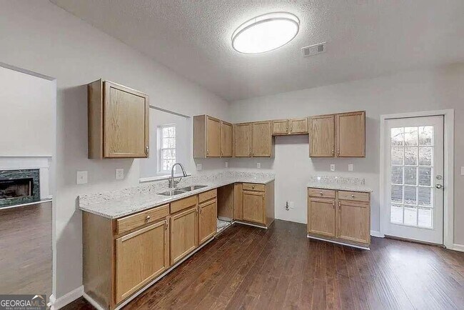 Building Photo - 5355 Willow Park Blvd