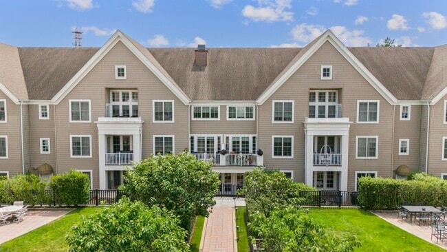 Building Photo - 77 Havemeyer Ln