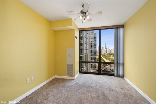 Foto del edificio - 233 E 13th St