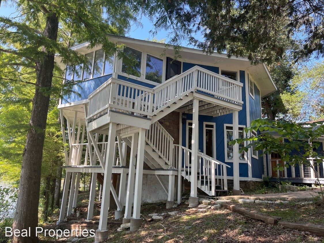 Primary Photo - 3 br, 1.5 bath House - 2204 Lake Placid