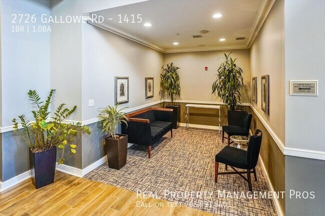 Foto del edificio - 2726 Gallows Rd