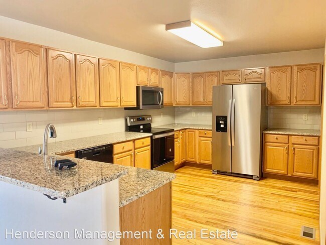 Building Photo - 3 br, 2 bath House - 312 Victoria St.