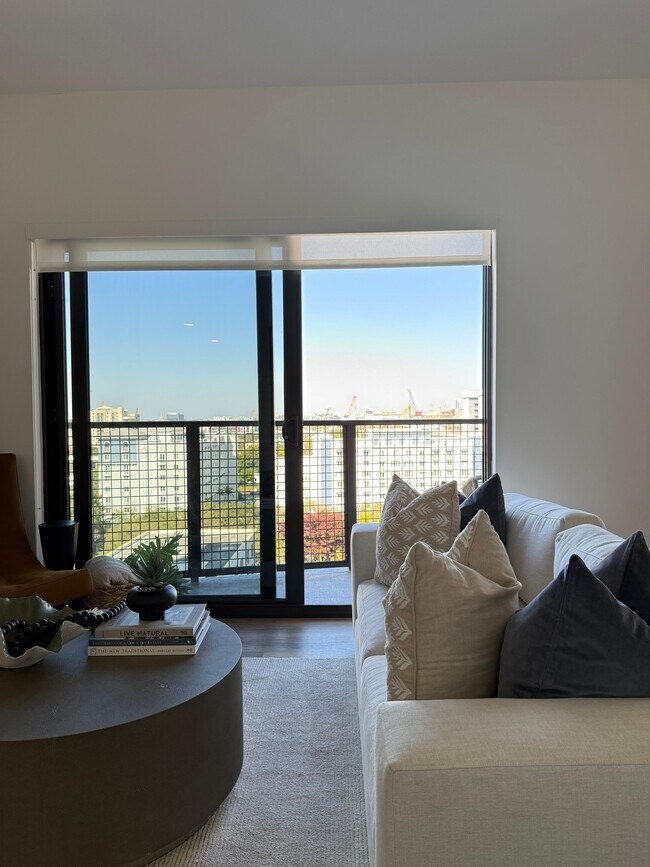 Foto del edificio - 676 NW 2nd St