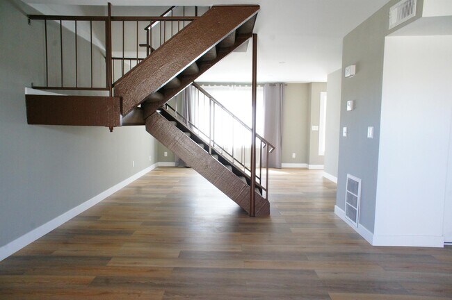 Foto del edificio - 3827 S Mill Ave