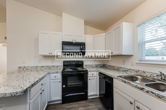 Foto del edificio - 80 Locust Pass Run